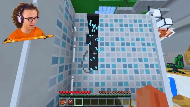 Buying The MOST EXPENSIVE Minecraft World From AMAZON! смотреть онлайн