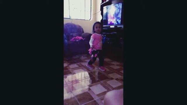 BAILANDO CON MINNIE MOUSE смотреть онлайн