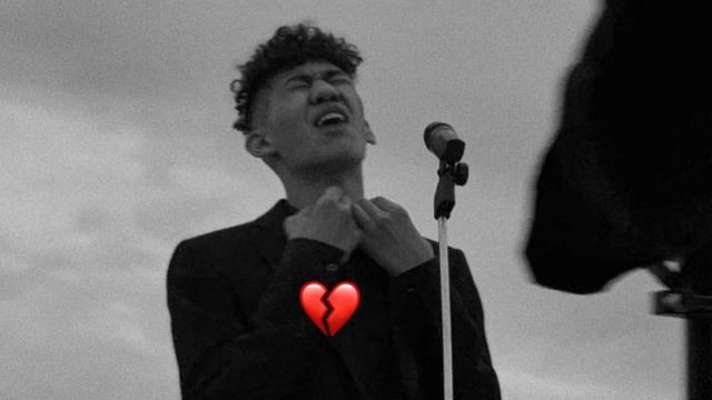 Ты скучаешь - вижу поглазам