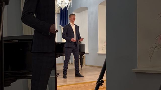 Музыка К. Орбеляна, слова В. Лазарева «Шум берёз» исп. Семён Штепа. смотреть онлайн