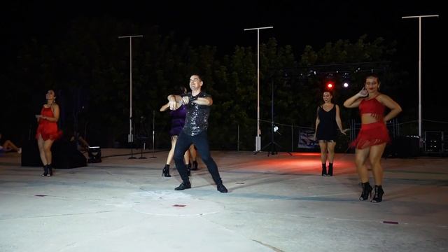 Living La Vida Loca Cover By Darian Alen Ray Feat . Soroka Dance Studio