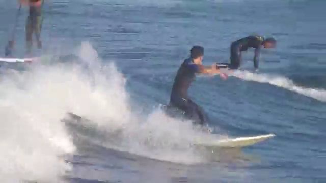 Surf trip to A... смотреть онлайн