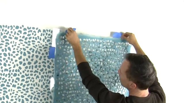 How To Stencil a Trendy Leopard Skin Accent Wall смотреть онлайн