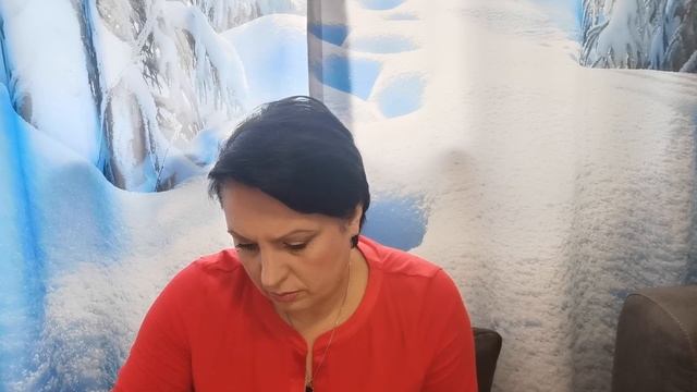 Расклад на картах Таро. Прошлое, настоящее и будущее. 3 варианта. смотреть онлайн
