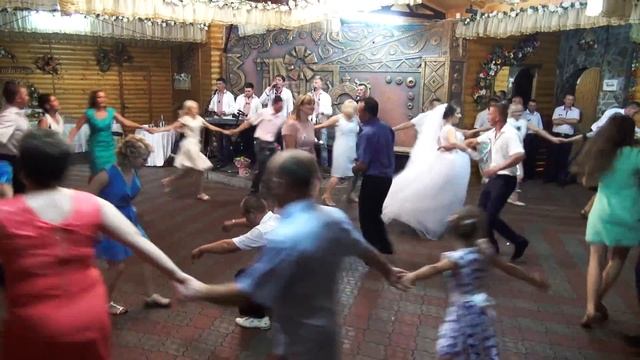 Весілля Івана та Олі с.Вигода 24.07.2016. 04 четверта частина смотреть онлайн