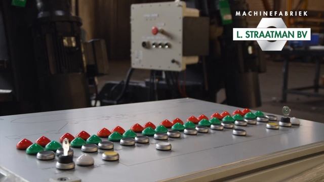 Straatman - Quick release mooring hooks electric release