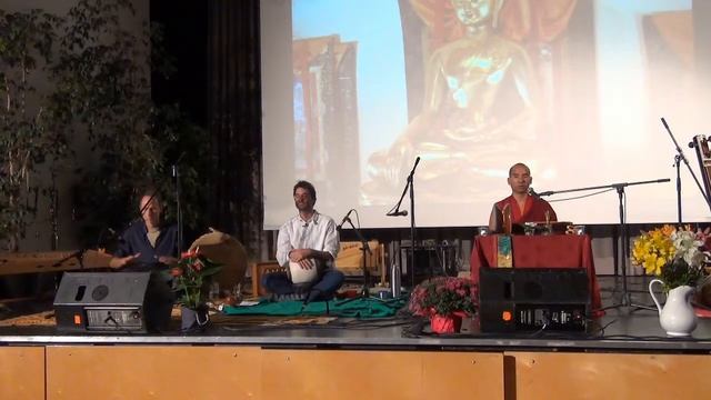 07 I Am Om With Hang And Udu - Lama Tenzin Sangpo, Paul Freh, Armin Wenger