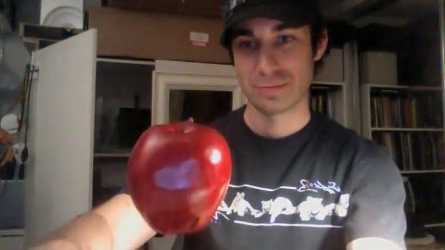 Danny Cole Magic Floating Apple смотреть онлайн