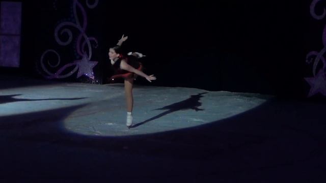 Claire & Juliette   Hernando's Hideaway   Ice Show 2012 5 6 7 Sk8