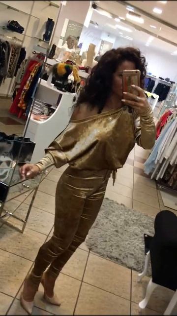 Леггинсы Golden смотреть онлайн