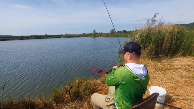 Pescuit la feeder cu peste 50Kg CRAP cu o singură lansetă pe o Baltă Superbă si Ieftină ! 🎣 смотреть онлайн