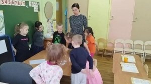 Занятие по ФЭМП в старшей группе "Объёмные и плоскостные фигуры" по программе Л.Г.Петерсон