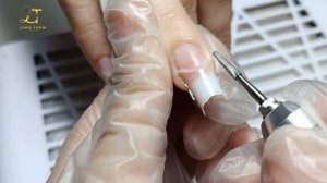 НАРАЩИВАНИЕ на верхние формы / МАНИКЮР на клиенте