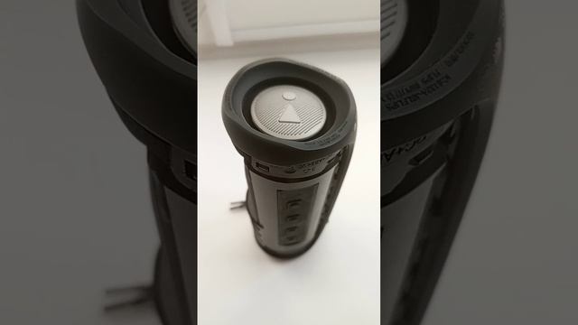 Lady Bro, Мафик, HE.KURIKI - На лавочке Колонка JBL FLIP 5 LFM 60% Bass Test