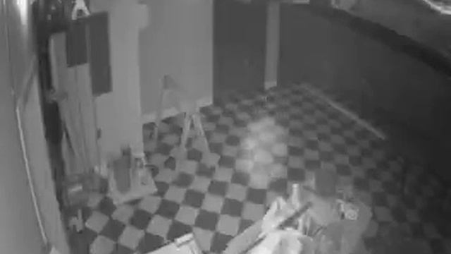 Spirit captured on closed-circuit video смотреть онлайн