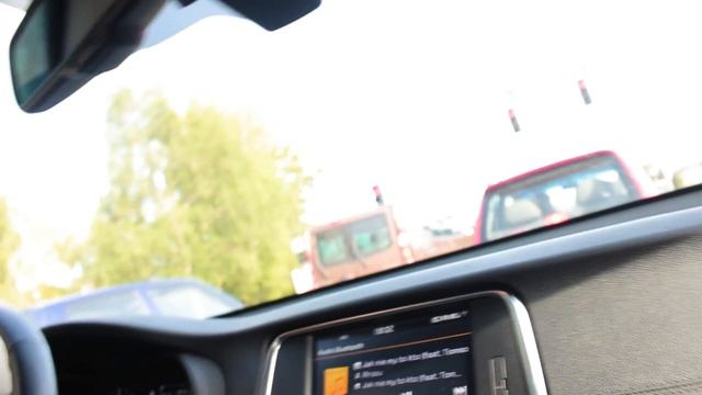 Od Ucha do Ucha смотреть онлайн