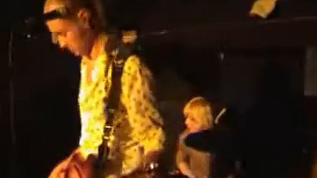 Neon Machine: I Have No Friends and They Let Me Down смотреть онлайн