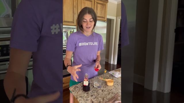 Moka Pot Iced Maple Brown Sugar Latte Tutorial ft. Clare смотреть онлайн