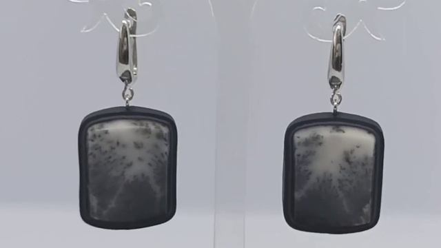 Серьги в оправе из натуральной кожи с натуральным моховым агатом. смотреть онлайн