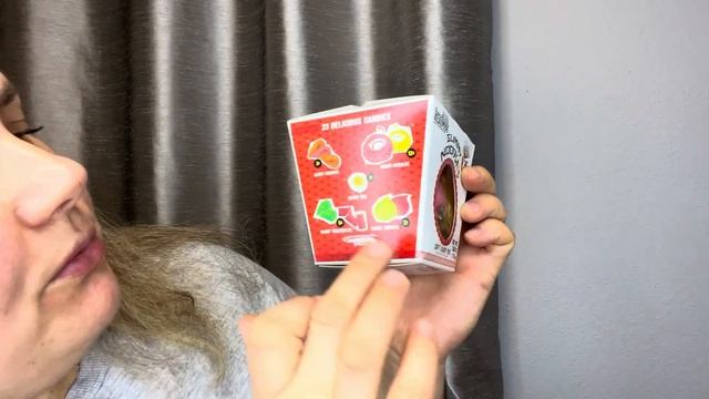 США. Дегустация необычных конфет. / USA. Tasting unusual sweets. смотреть онлайн