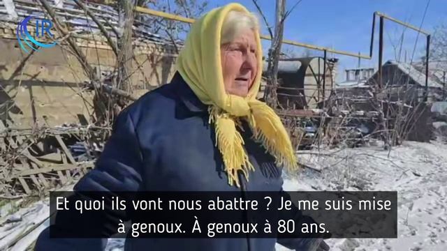 Les soldats ukrainiens ont brûlé la maison d'une grand-mère à Ilyinka, en RPD смотреть онлайн