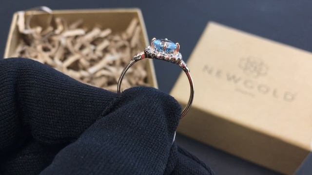!Кольцо 2323 из красного золота 585 пробы с топазом sky и фианитами смотреть онлайн