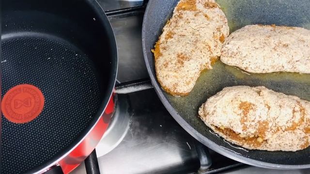صدور الدجاج بالجبن مع نودلز بالخضار Chicken breast stuffed with cheese with Cantonese noodles смотреть онлайн