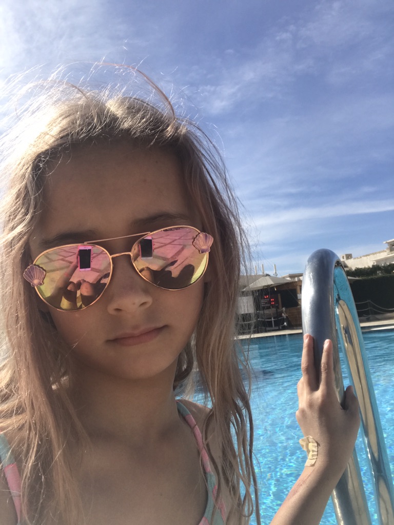 Всем привет я EkaterinaLisova2016  я владелец этого канала #Кити май кэт#              