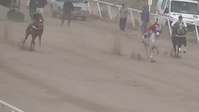 Señorita Tol - 25 de Mayo (LP) 12 de octube смотреть онлайн