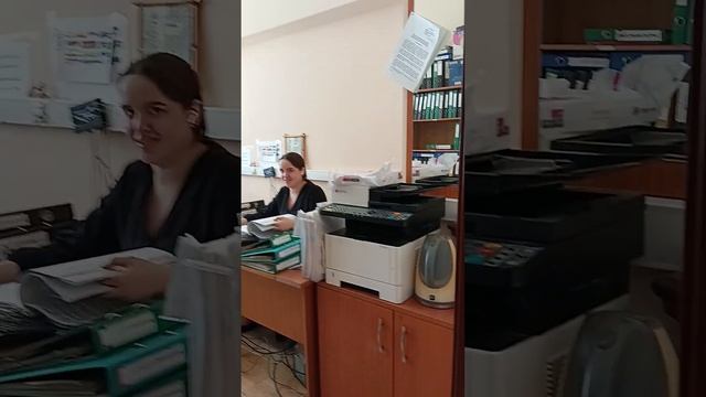 #чоп #титан. дядя действует по указке девчат и уходит курить в неположенном месте,бросив пост охран