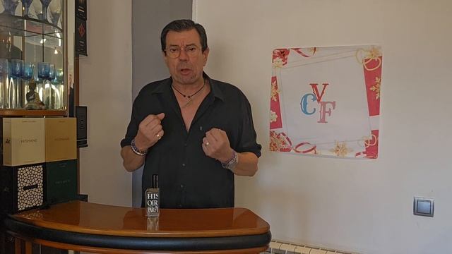 AMBRE 114 (HISTOIRES DE PARFUMS). Un ambar como DIOS manda. смотреть онлайн