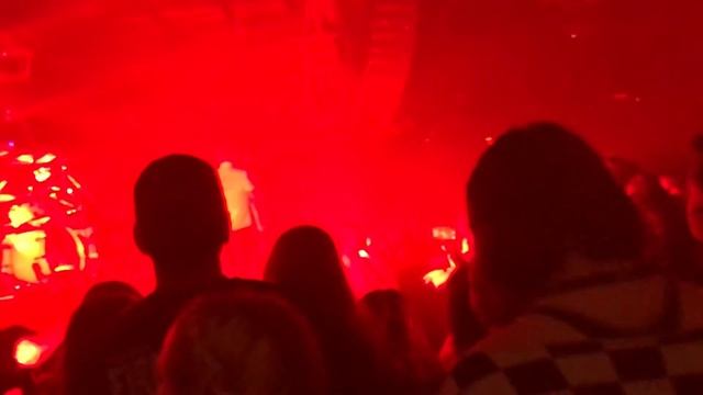 Asking Alexandria The Final Episode+Drum Solo+Linkin Park/Pantera Medley Live 5/3/18 New Jersey смотреть онлайн