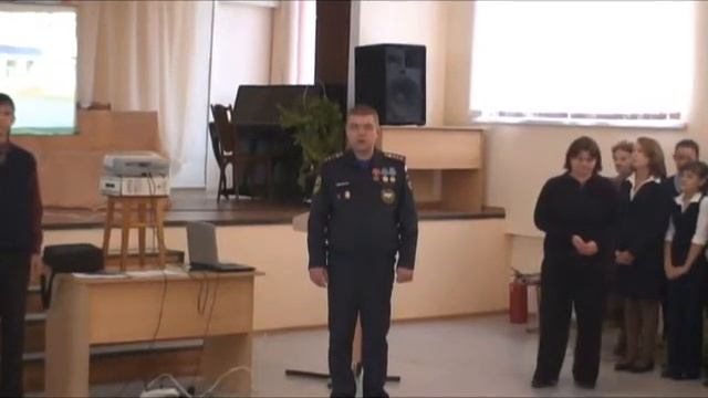 Тамбов. Лицей 28. Линейка 29.10.2009. смотреть онлайн