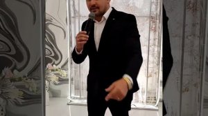 НИЯЗ ХАМАТШИН « Я МОЛОДОЙ». крутой  певец. классный ведущий на праздник.