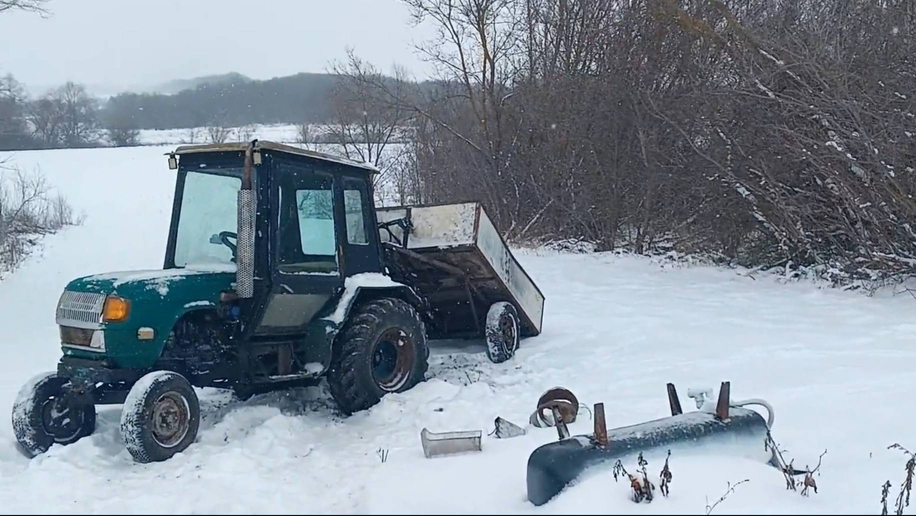 Пригнал трактор с огорода 23.02.2025