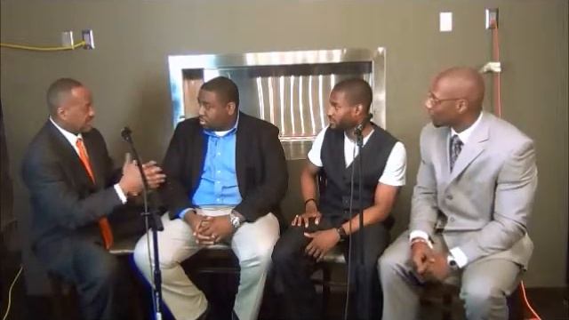 Twelve Minutes with ROLAND GRIMES Show feat Carlos Bevard Fitness & Dr Sephen Hill Chiropractor смотреть онлайн