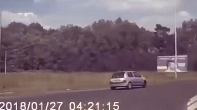 Ушел на вираж смотреть онлайн