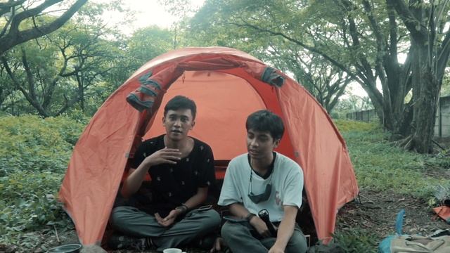 PERALATAN DASAR & PENTING UNTUK PENDAKI PEMULA | Tutorial dan informasi penting diketahui #Boedaal смотреть онлайн