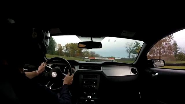 Lime Rock Park 10.24.15 SCDA- '11 5.0 Mustang смотреть онлайн