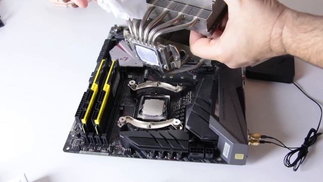 Noctua NT-H2 - Clean And Apply