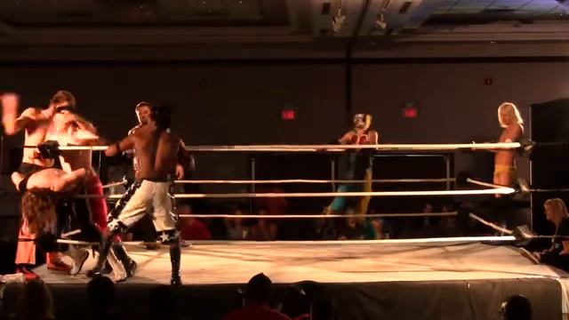Ultimate Master, DeathBomb, and Felix vs El Ridiculoso, Lain Cooper, and Chris B. смотреть онлайн