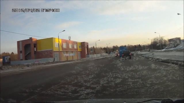 т007ум35 обгон по встречке, 2 раза смотреть онлайн