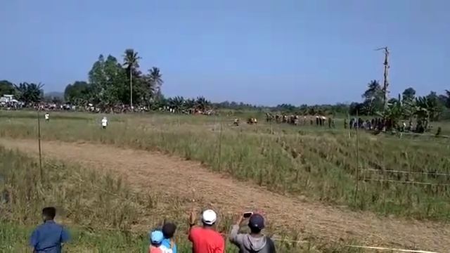 Perlombaan Balap Motor Taksi