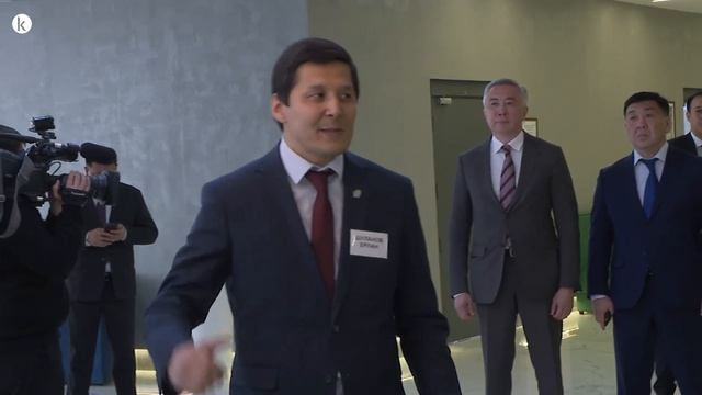 Ректор университета Ерлан Шуланов доложил о реализации поручения Президента смотреть онлайн