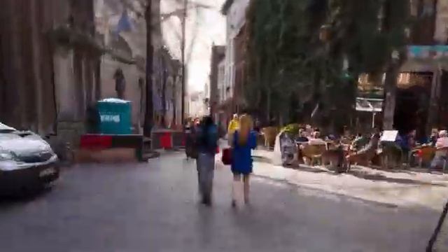 One Day in Antwerp Expedia смотреть онлайн