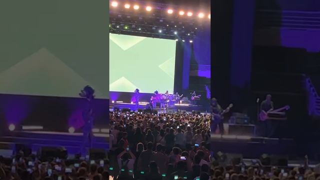 Christina Aguilera - Express + Lady Marmelade @ Movistar Arena (Live in Santiago, Chile 2023) смотреть онлайн