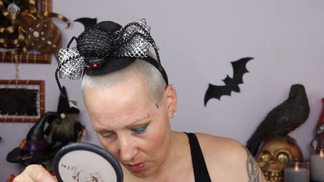 CHOCOLATE SLIME Palette by I Heart Revolution | Halloween Collection 2019 смотреть онлайн