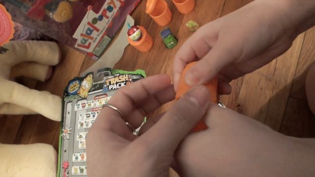 Trash Pack Series 2 Opening:) смотреть онлайн