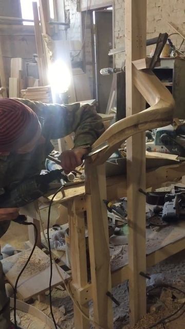 Гнутое перилло « Пластика Дерева» смотреть онлайн