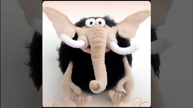 KORENEK-Лысый Мамонт (Премьера трека 2024) смотреть онлайн